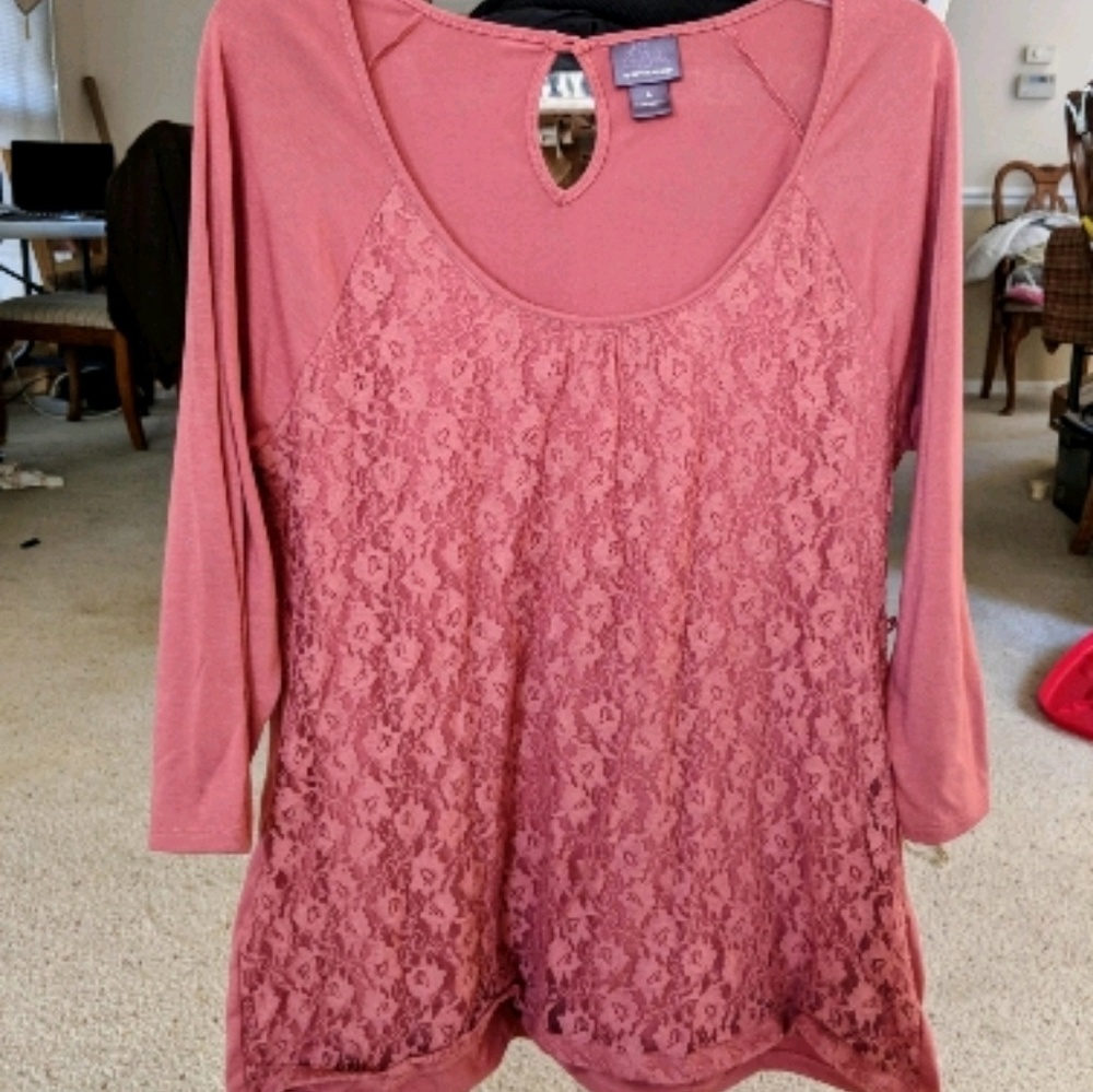 Large maternity shirt